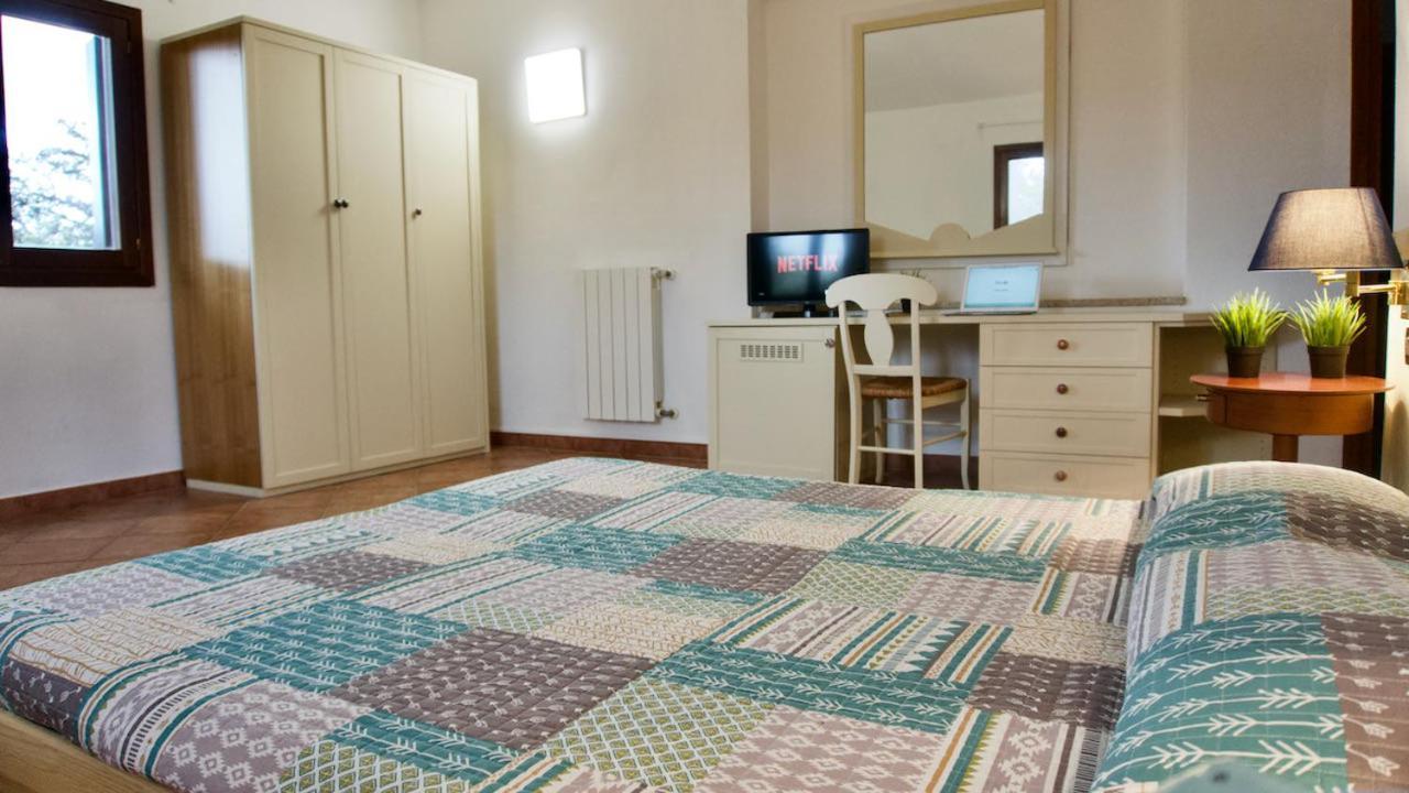 Welcomely - Affittacamere Insula Olbia Buitenkant foto