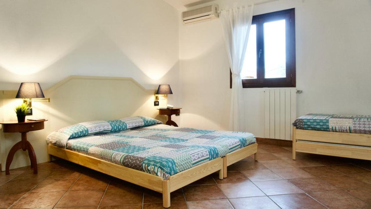 Welcomely - Affittacamere Insula Olbia Buitenkant foto